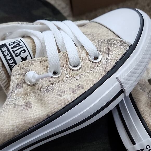 NWT Converse Snake Print Slip-On Shoes - Picture 3 of 10